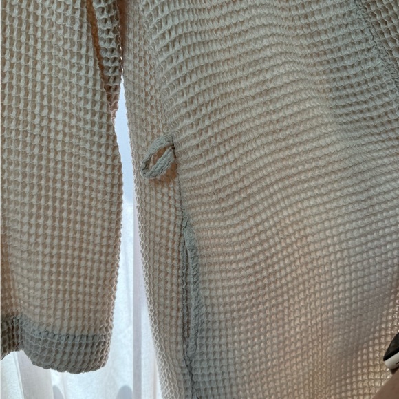 Parachute Cream Waffle Robe - Picture 4 of 5